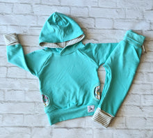 Load image into Gallery viewer, Marvelous Mint GWM Hoodie
